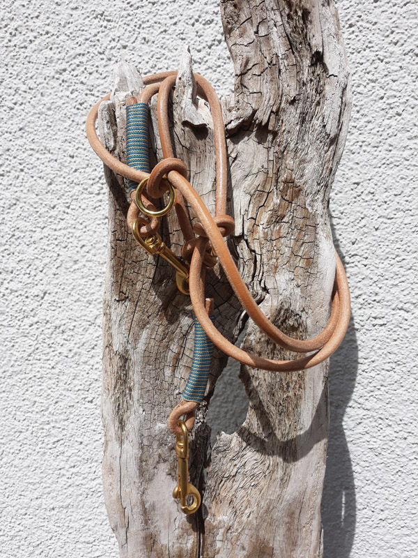 Leine Leder natur-türkis rund 3 Ringe messing